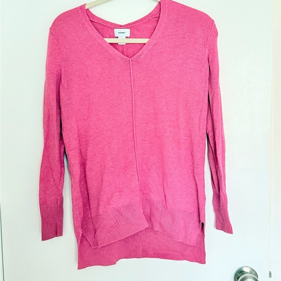 Old Navy Sweaters - Pink Knit Sweater‎